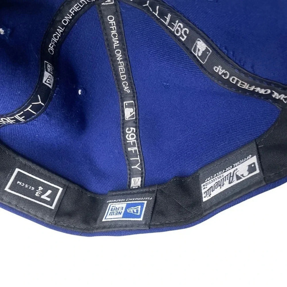 Philadelphia Phillies Snapback Baseball Hat - Blue and Red Authentic MLB - Picture 6 of 8